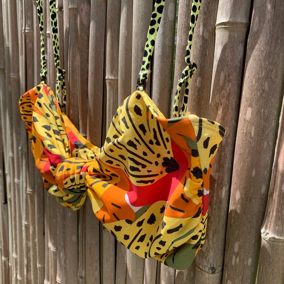 It’s Now Cool The Knot Bandeau Top - Picture 14 of 14